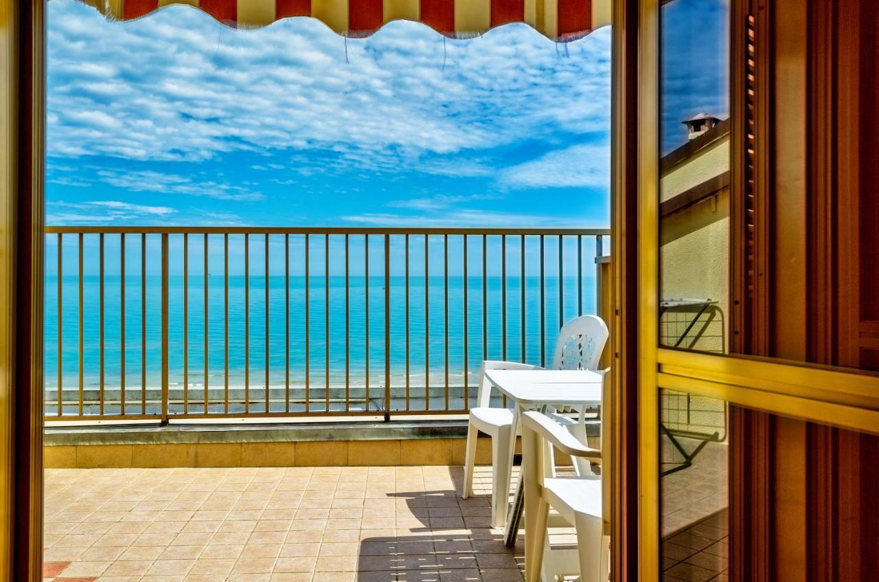 Hotel Miramare - Силви Марина Екстериор снимка