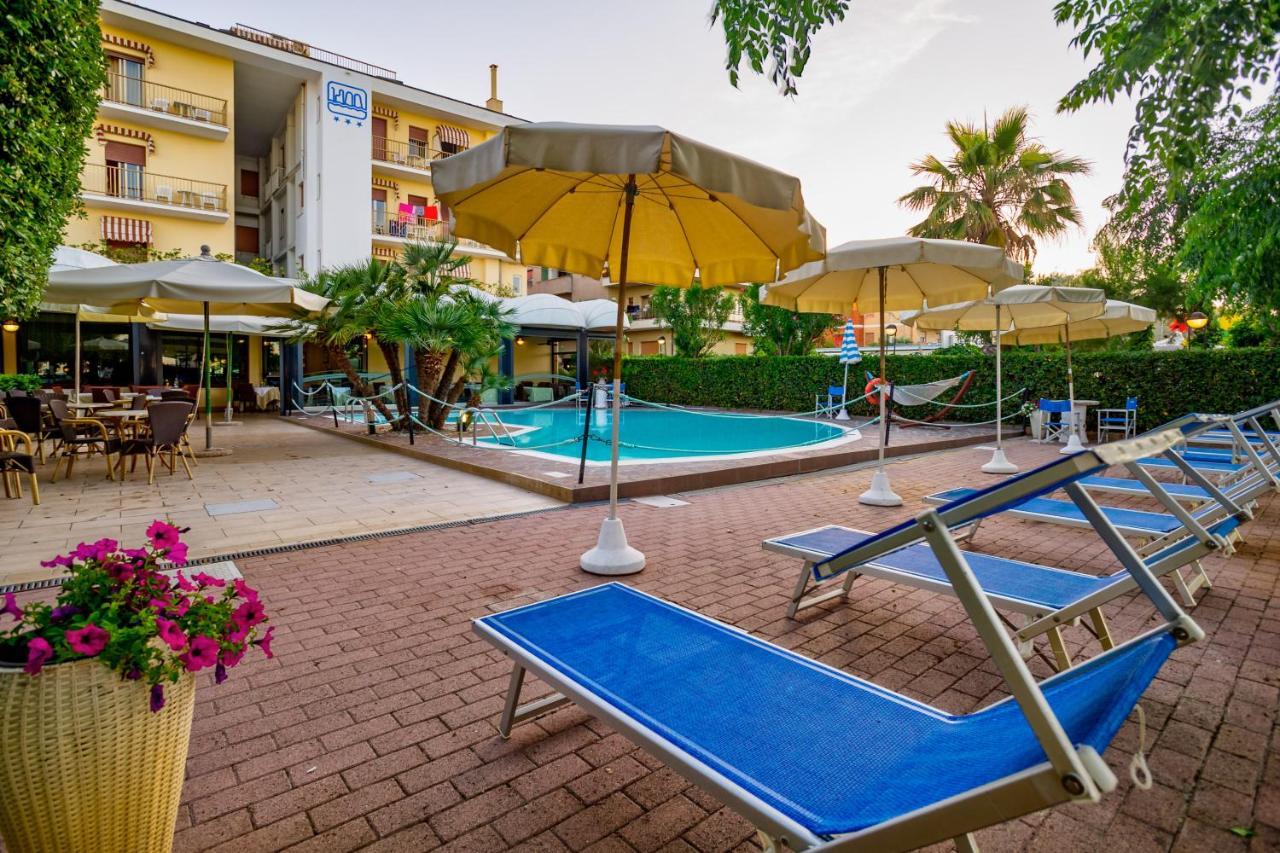 Hotel Miramare - Силви Марина Екстериор снимка